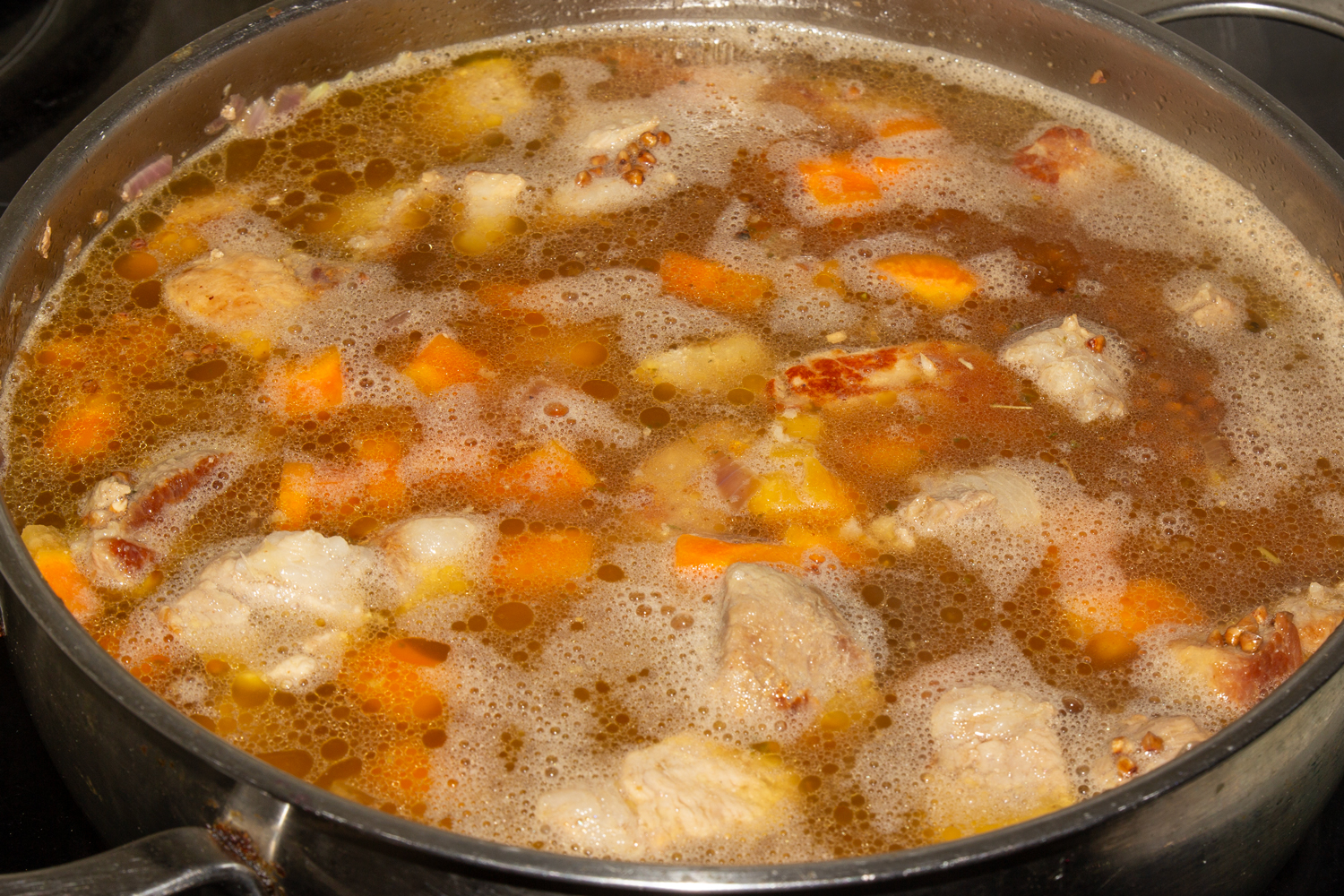 томите гречку по рецепту Гречневая каша с мясом