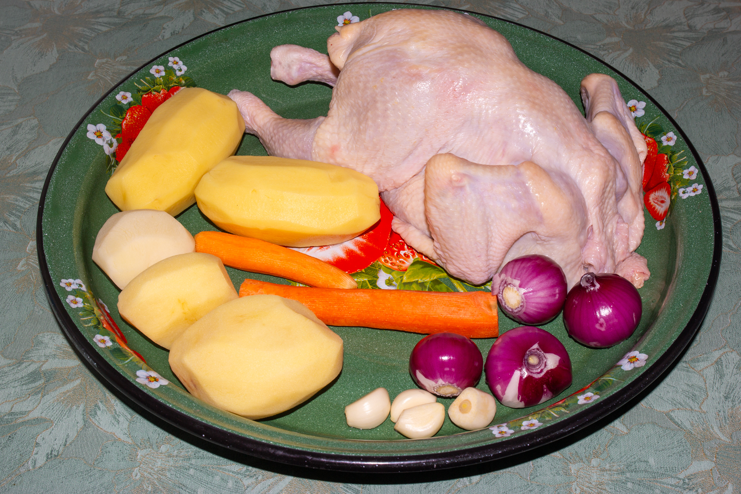 продукты для рецепта Курица с картошкой и овощами