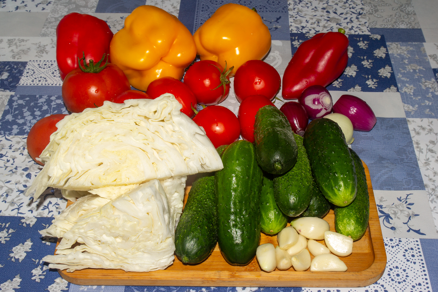 ингредиенты для рецепта Ассорти Наташа продукты для рецепта Ассорти Наташа