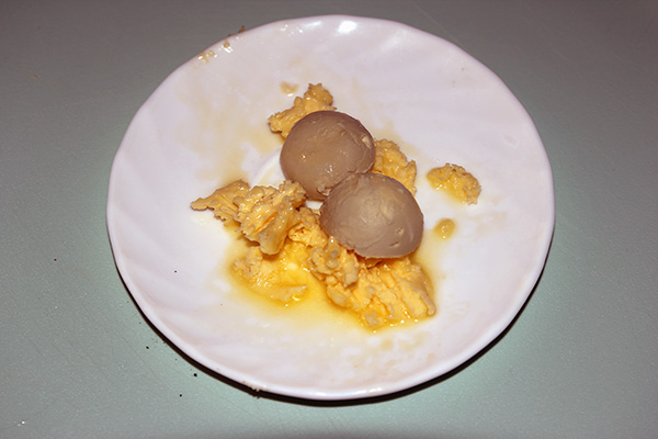 Желток с маслом