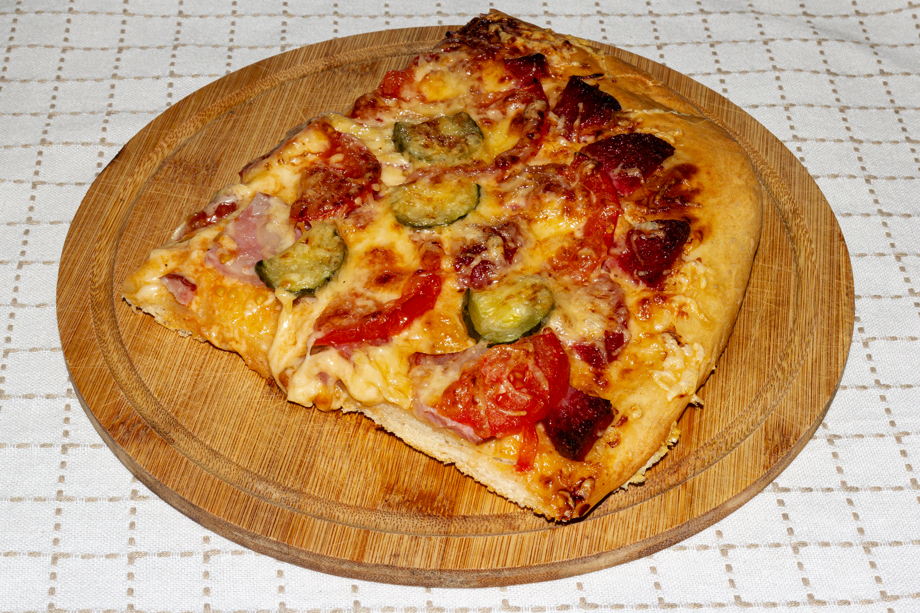 Пицца из слоеного теста