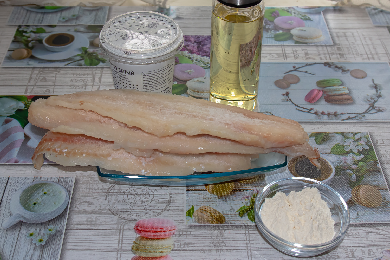 продукты для рецепта Минтай запеченный в сметане