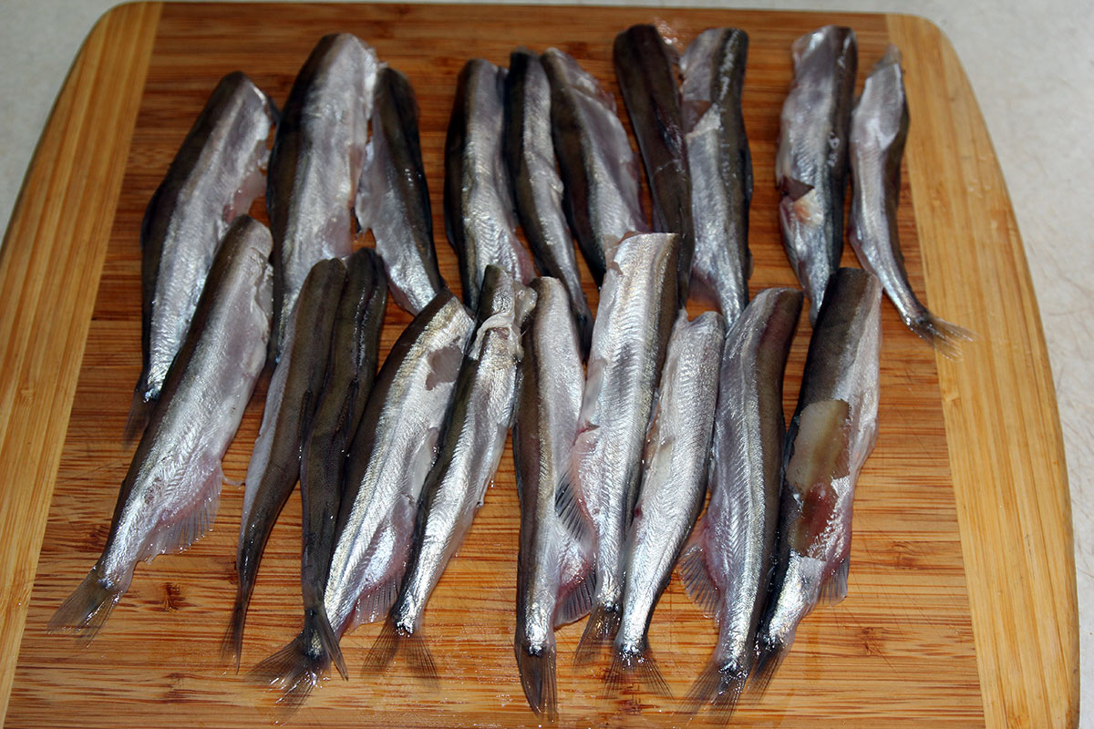 Разделанная мойва