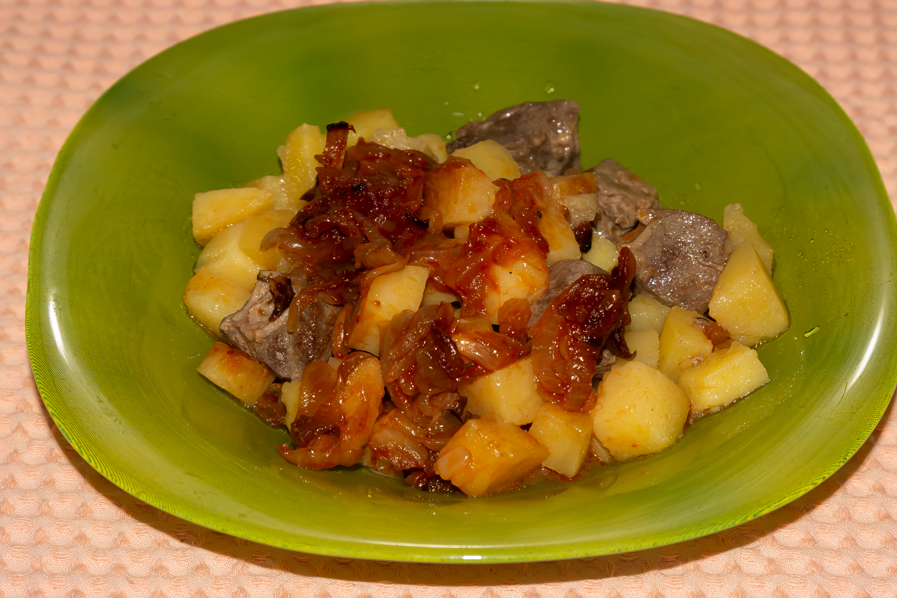 Картофель с печенью