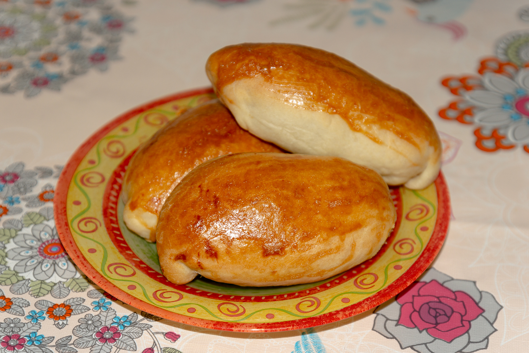 Пирожки с картошкой, луком и грибами