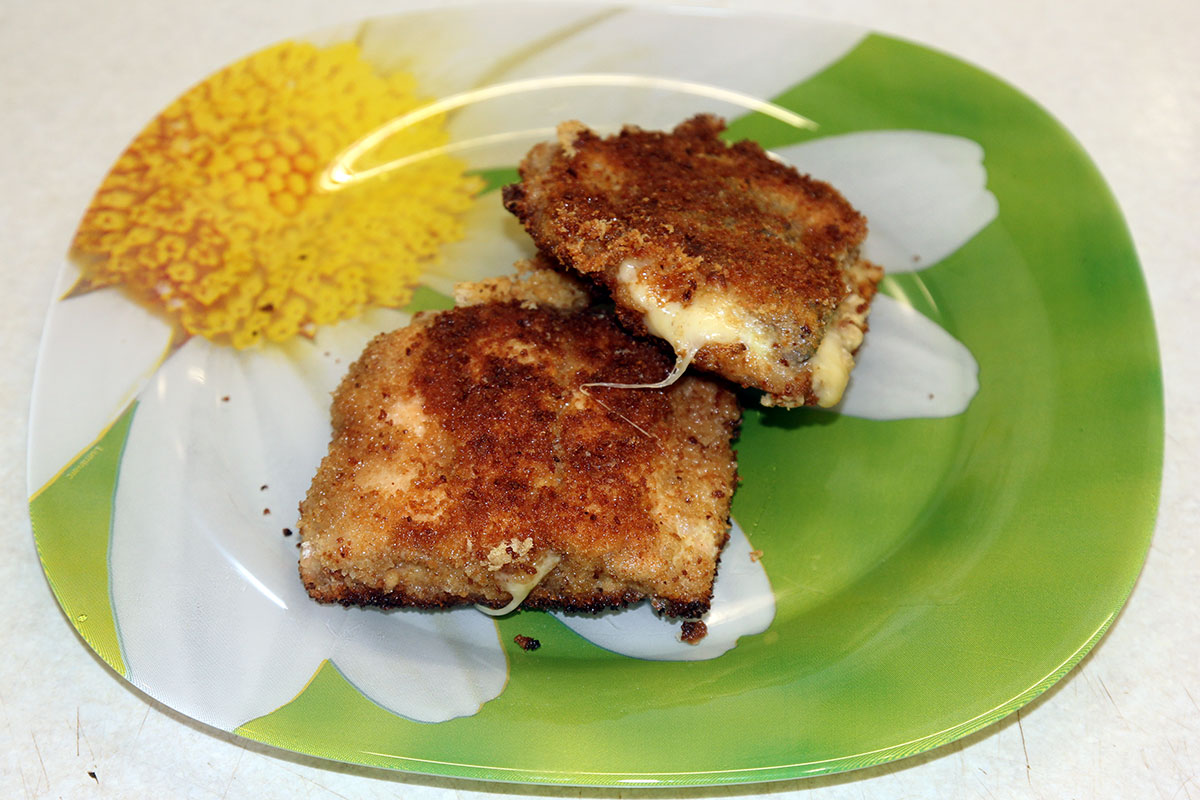 Обжареная рыба пай Обжареная рыба пай