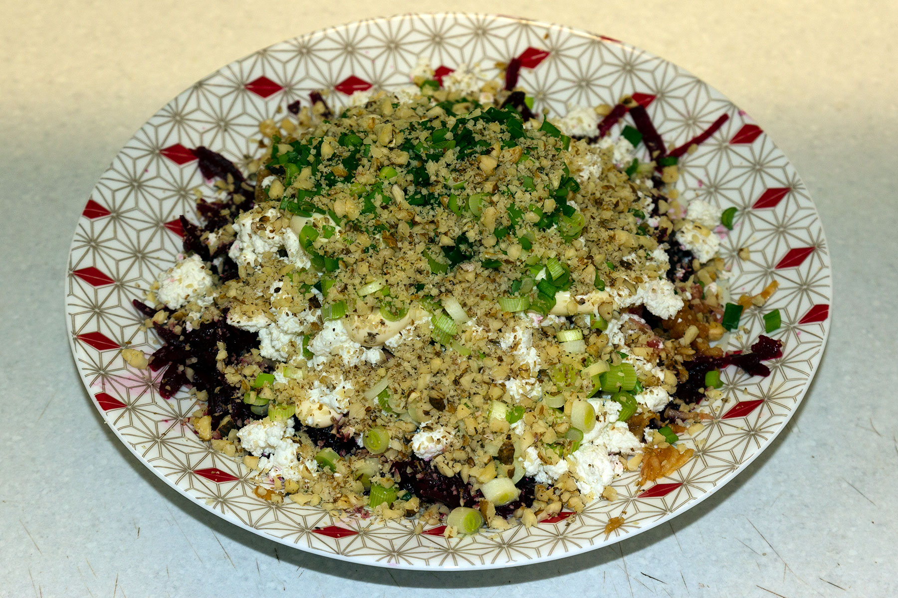 Салат с творогом