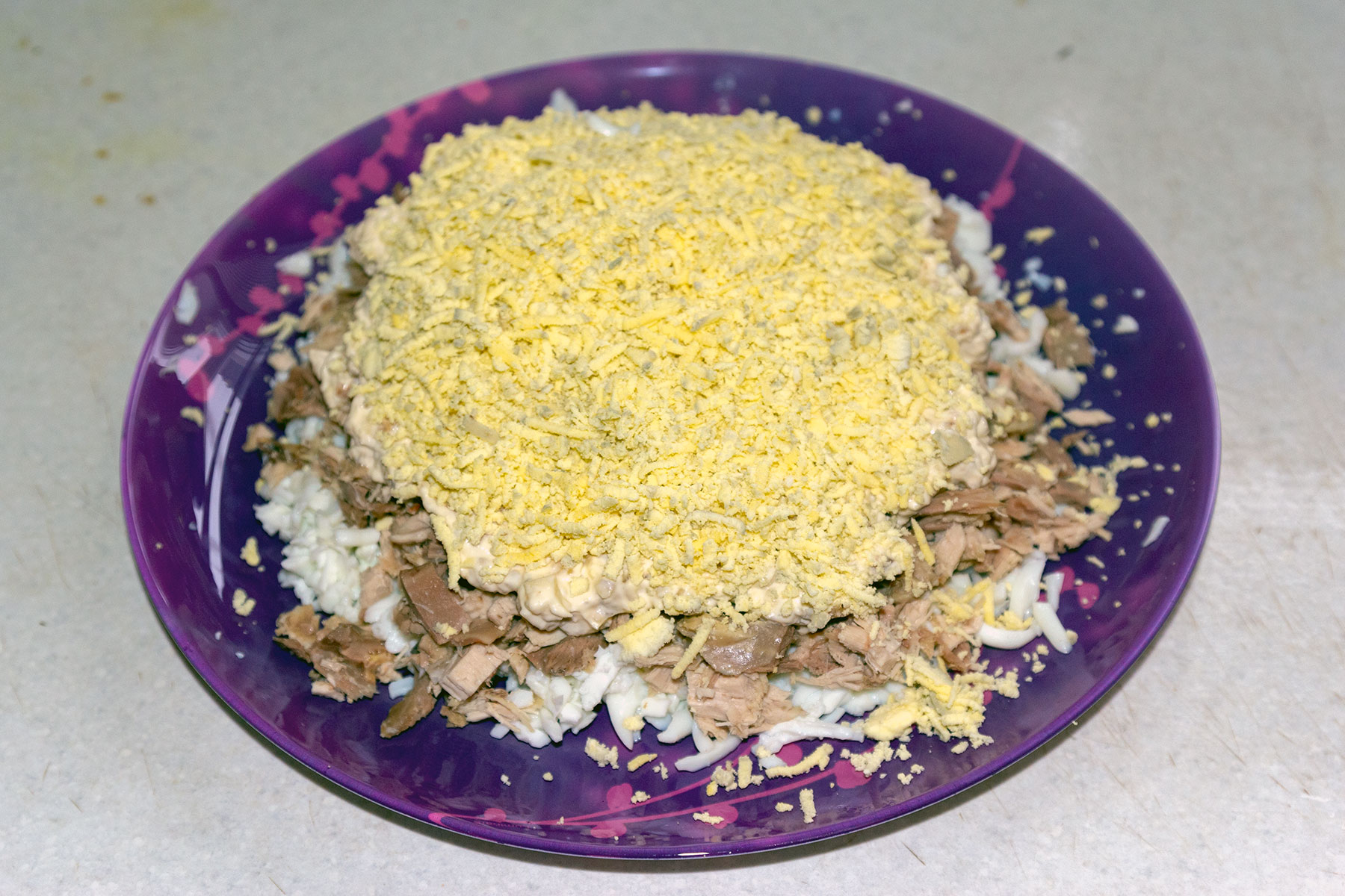 Салат "Курица с чесноком"