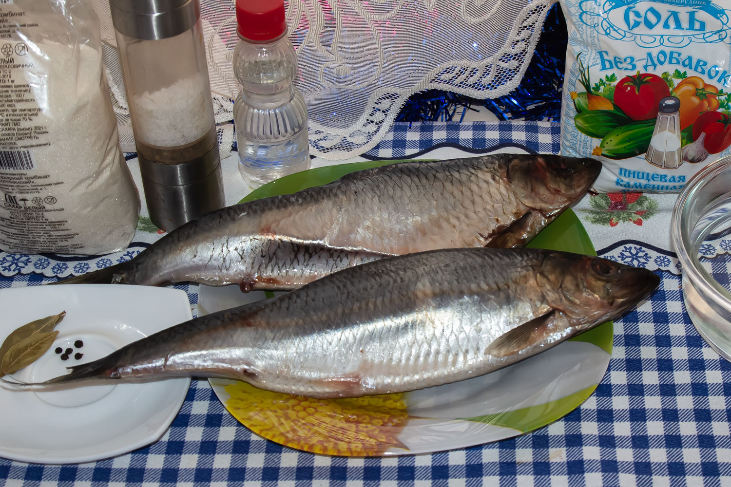 продукты для рецепта Маринованная селедка 