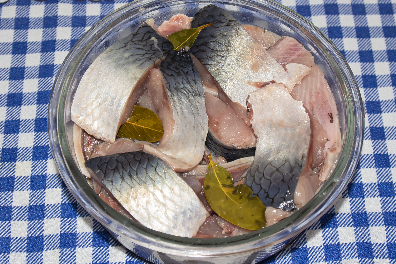 рыба в маринаде по рецепту Маринованная селедка 