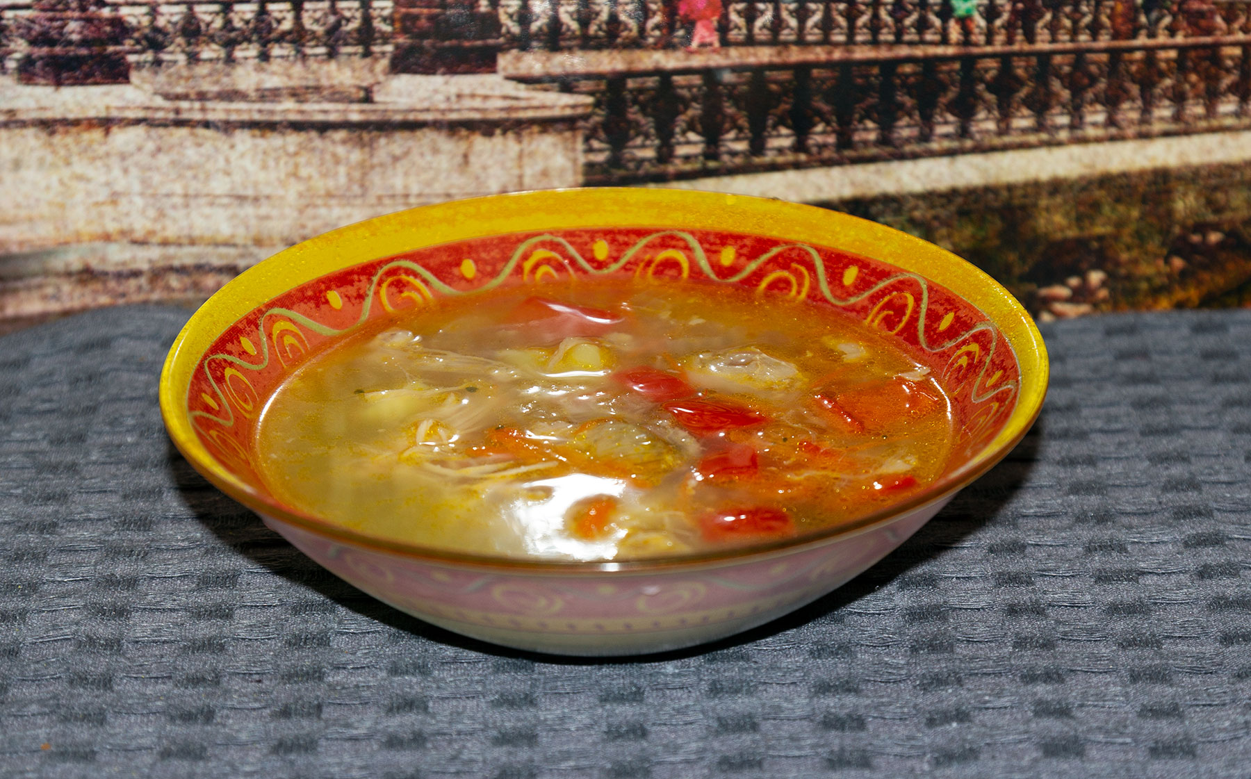 Суп картофельный с тушенкой