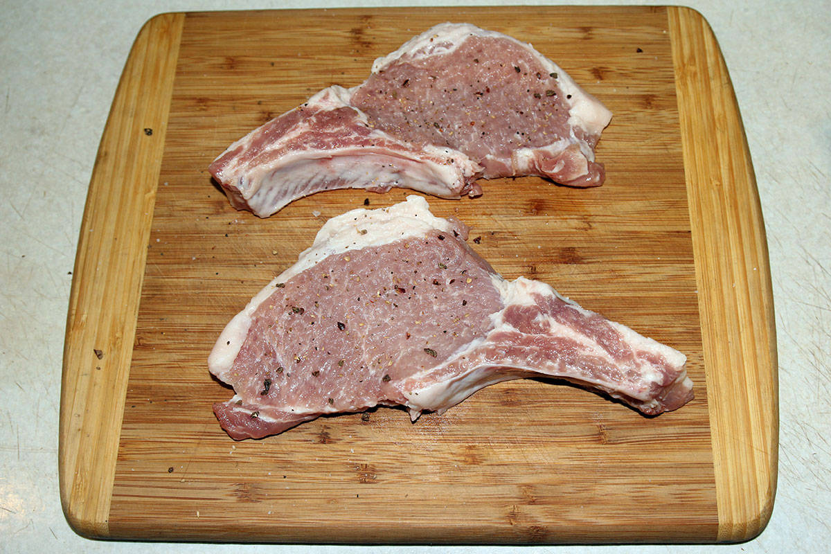 Отбитая свиная корейка