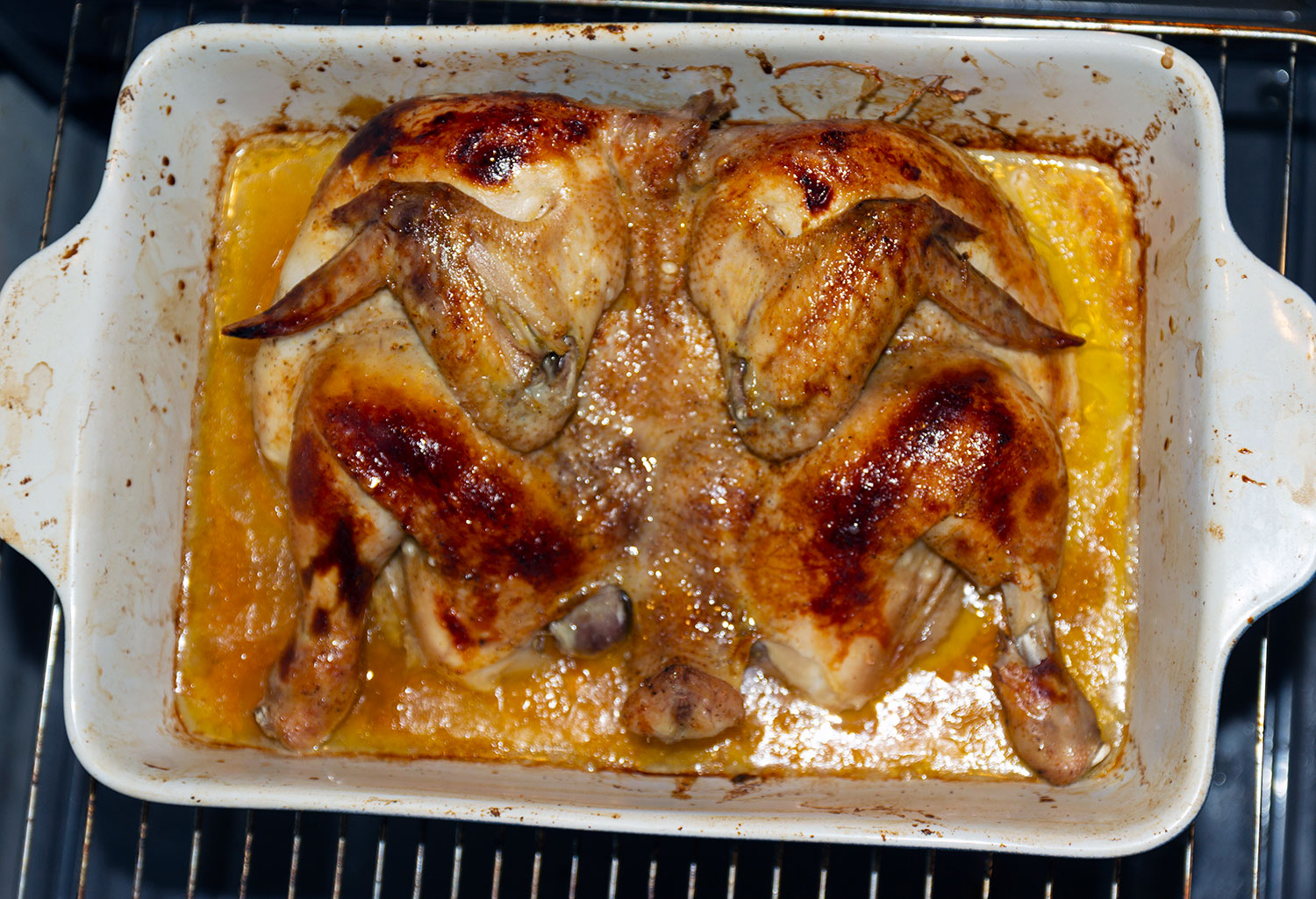 Запекать курицу до румяной корочки для рецепта Запеченая курица