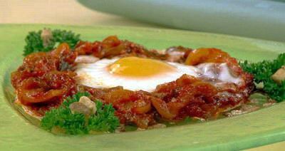 Яйца в томатном соусе (2)
