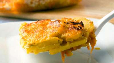 Запечённый картофель по-деревенски