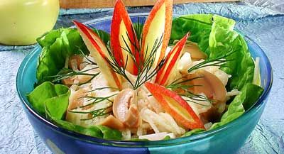 Салат грибной с яблоками