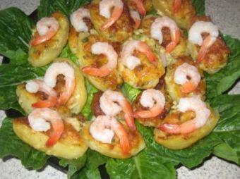 Фото к рецепту Картофель, фаршированный креветками Картофель, фаршированный креветками