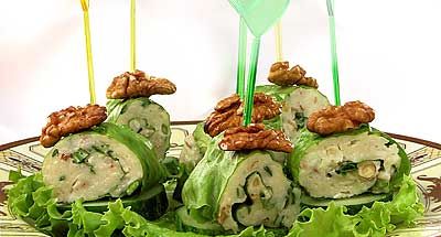 Рулетики из салата