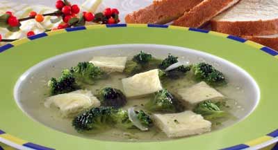 Суп из брокколи с омлетом