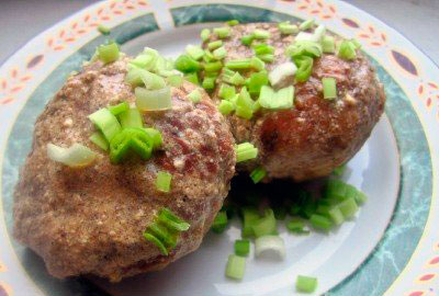 Фото к рецепту Биточки в сметане по-молдавски Биточки в сметане по-молдавски