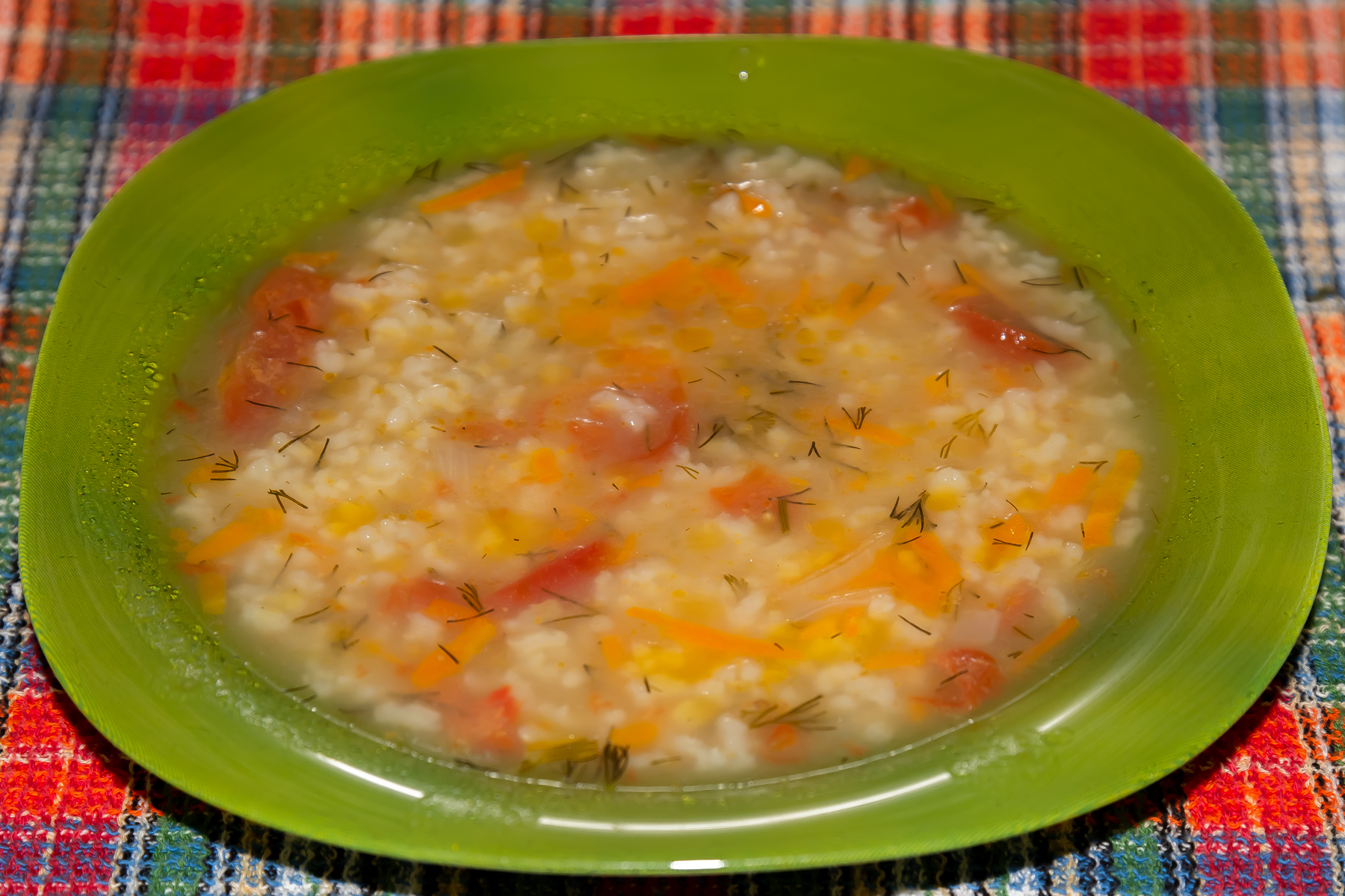 Фото к рецепту Суп рисовый с помидорами Суп рисовый с помидорами