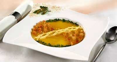 Суп-пюре картофельный с пикантными гренками