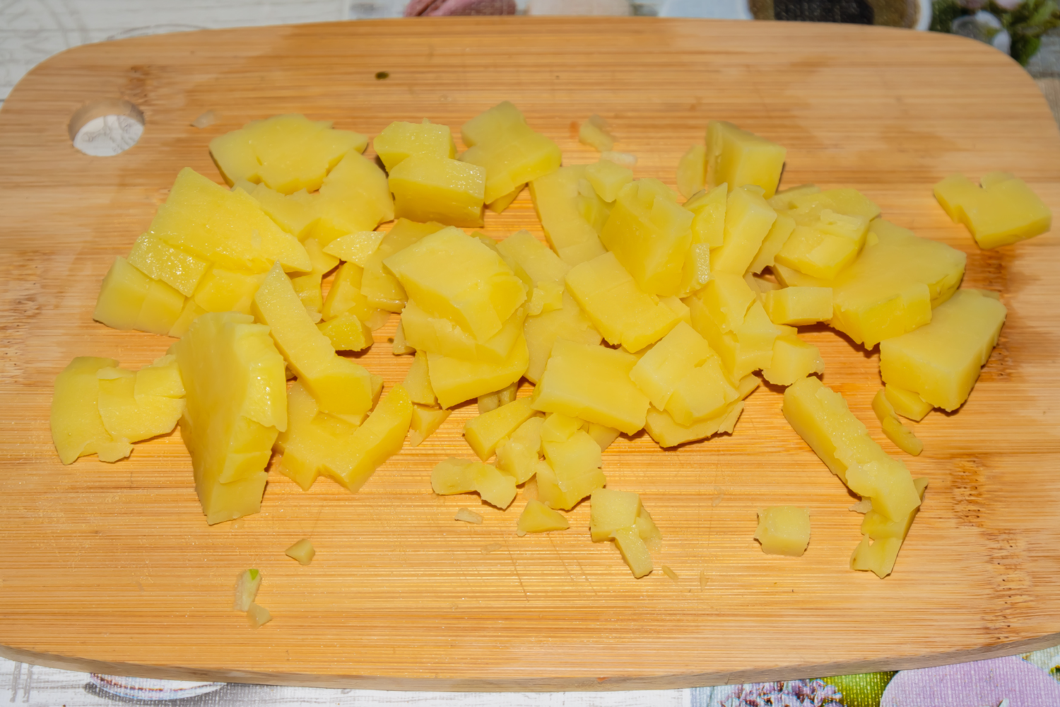 нарезанный картофель по рецепту Винегрет домашний 