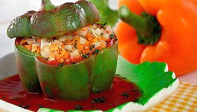 Фото к рецепту Перец, фаршированный овощами Перец, фаршированный овощами