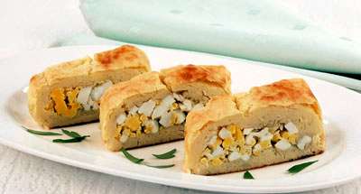 Фото к рецепту Рулет картофельный с яйцами Рулет картофельный с яйцами