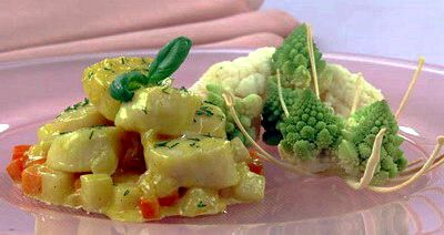 Гребешки, тушенные в шафрановом соусе