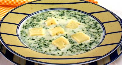 Фото к рецепту Суп с молоком и сыром Суп с молоком и сыром