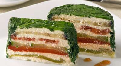 Фото к рецепту Овощной паштет под соусом Овощной паштет под соусом