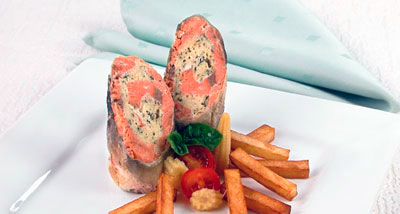 Рулет из лосося с травами