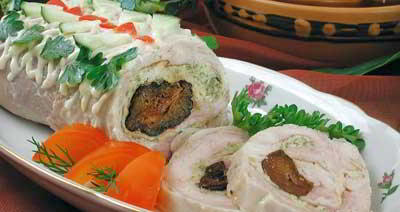 Рулет из курицы с печенью