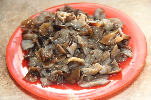 Порезаные грибы