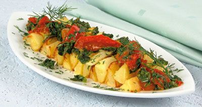 Кабачки под овощным соусом