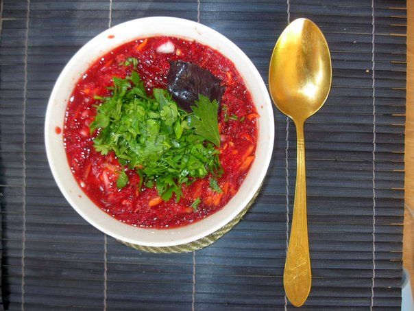 Фото к рецепту Сырой борщ за 10 минут Сырой борщ за 10 минут