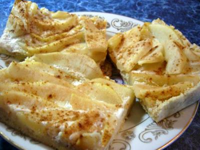 Пирожное с грушами и имбирем