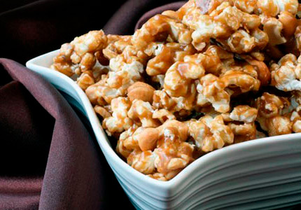 Попкорн с кешью в карамели