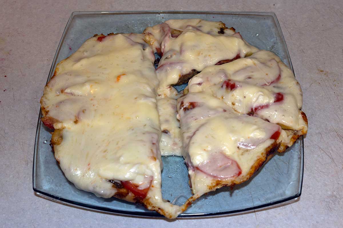 Пицца на сковороде