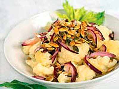 Капуста цветная с тыквенными семечками