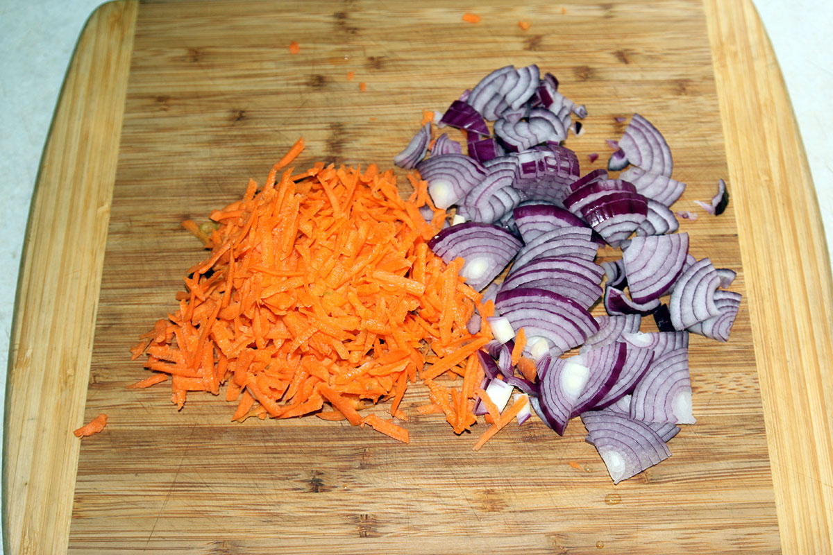 Подготавливаем овощи Подготавливаем овощи