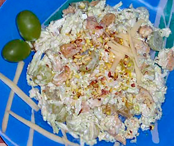 Фото к рецепту Салат из домашней птицы "изысканный" Салат из домашней птицы "изысканный"