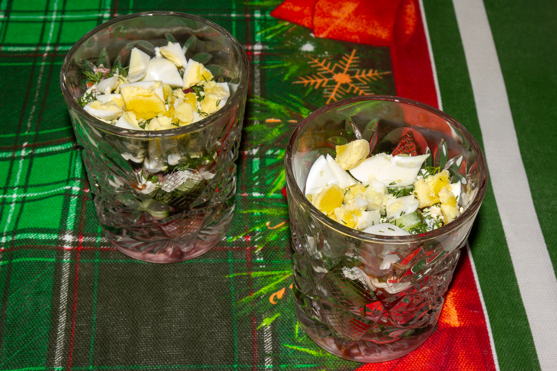 Фото к рецепту Салат-коктейль "Вянок" Салат-коктейль "Вянок"