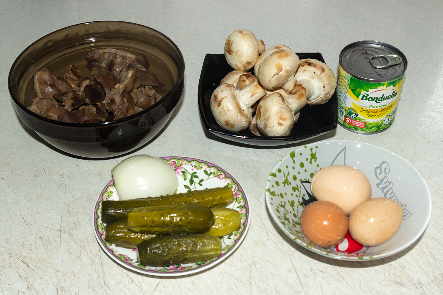 Ингредиенты для салата с желудками