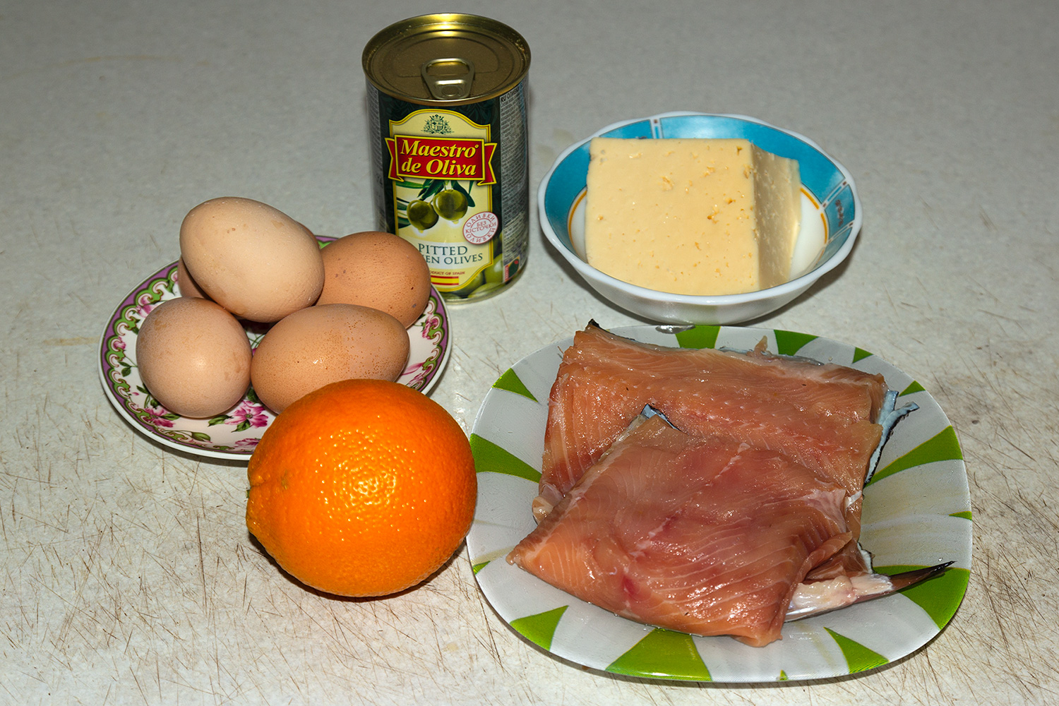 Ингредиенты для салата с форелью