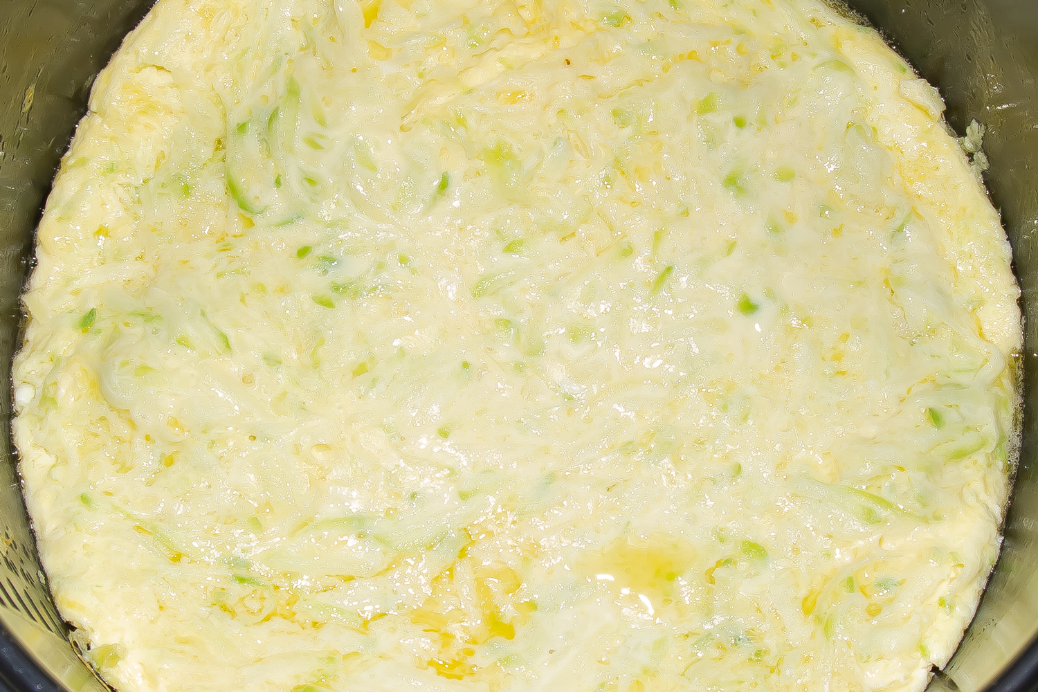 яичная масса с кабачком в мультиварке по рецепту Омлет с кабачком 