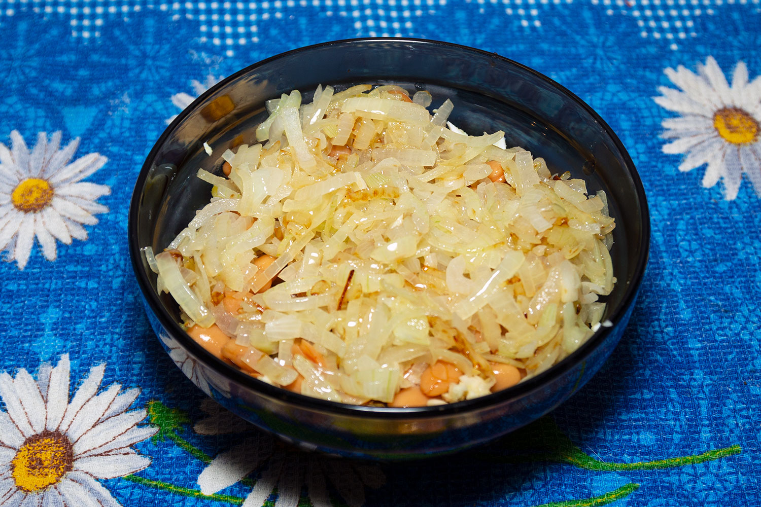 Обжарить репчатый лук для рецепта