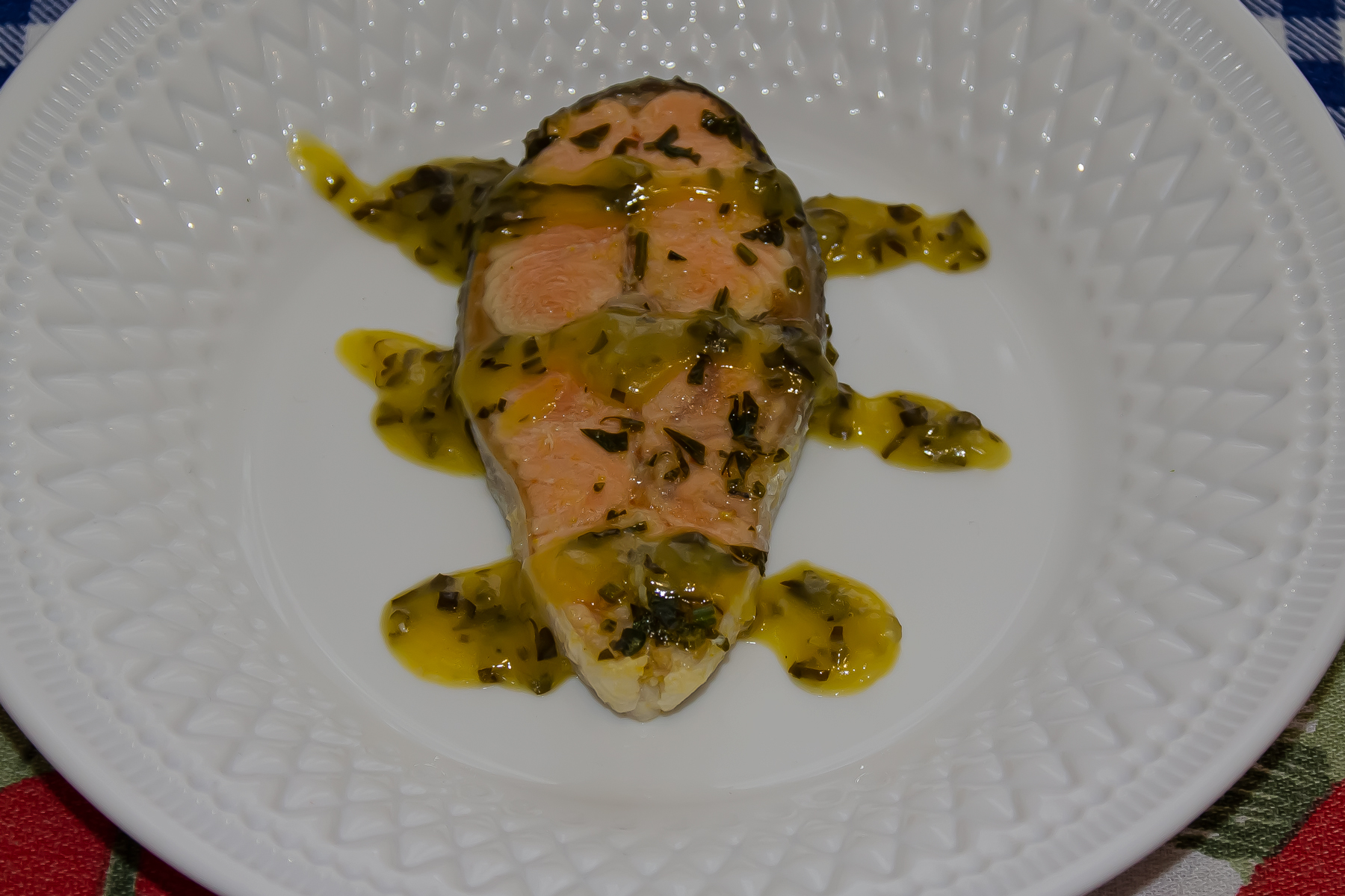 Фото к рецепту Лосось (семга) в апельсиновом соусе Лосось (семга) в апельсиновом соусе