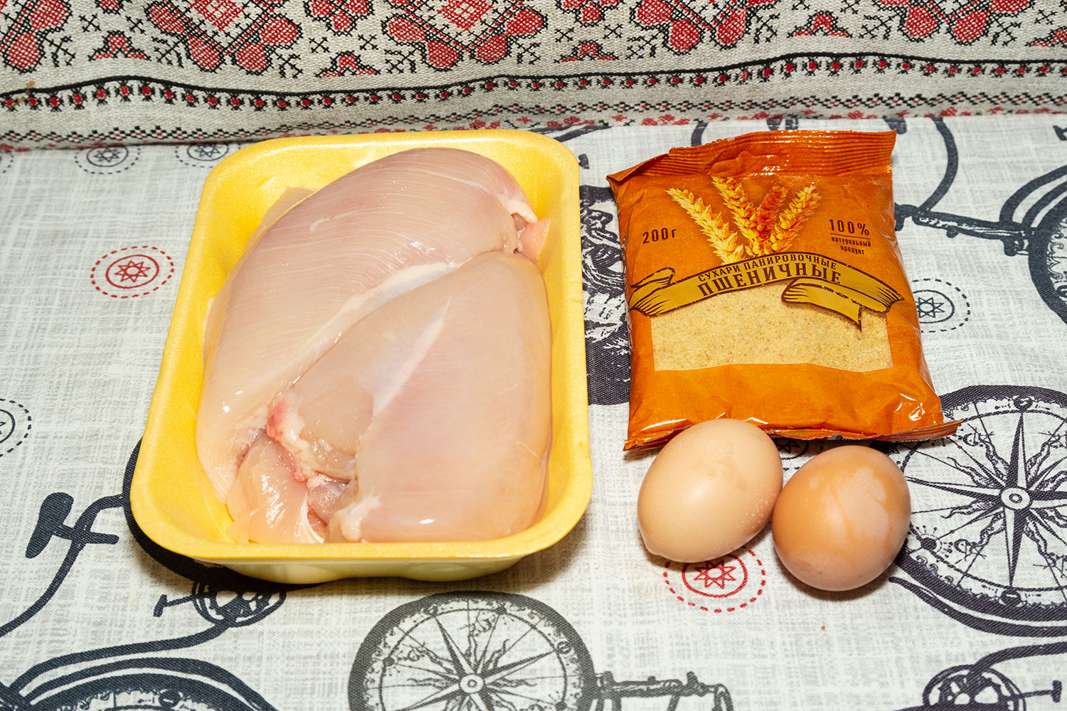 Продукты для шницеля по рецепту Ингредиенты для шницеля по рецепту